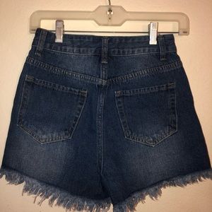 Dark blue high-wasted jean shorts